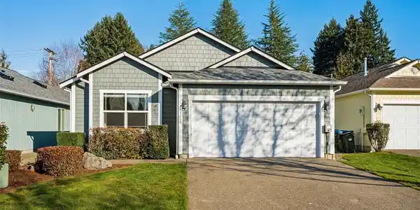4712 Cole SE