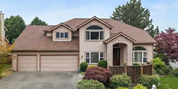 11826 SE 200th