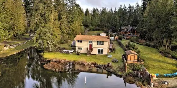 4314 Panther Lake W