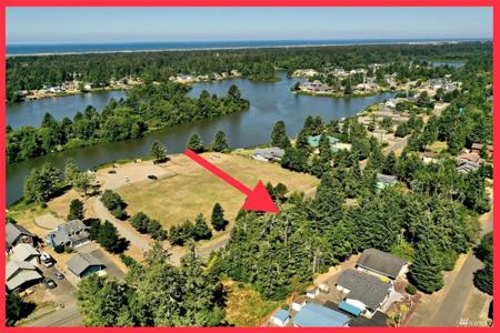 546 Duck Lake SE