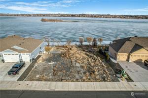 4163 Edwards NE