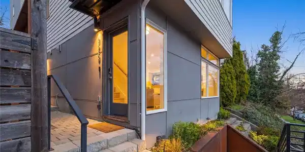 926 35th
