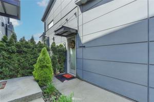 4253 214th SE