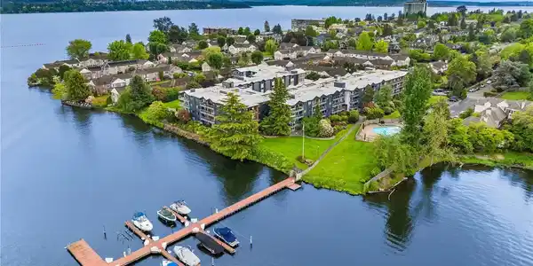 2501 Canterbury E