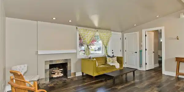 Image 4 Image 4