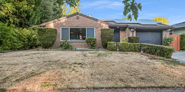 4914 55th S