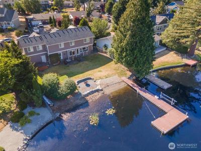 1722 Timberlake SE