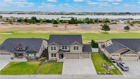 4309 Hedman NE
