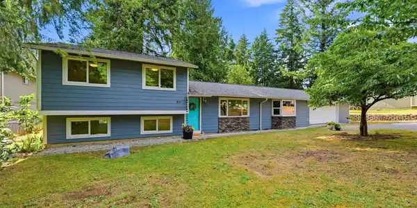 7509 193rd E