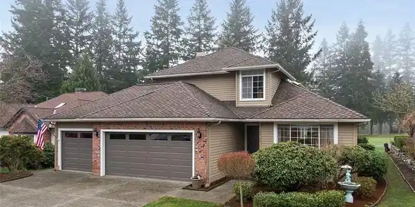 25713 Lake Wilderness Country Club SE