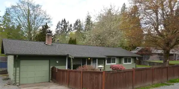 13243 Lake Kathleen SE