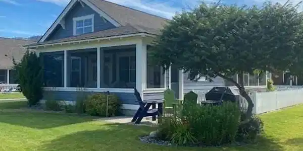 119 Barefoot