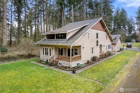 15809 Spanaway Loop S
