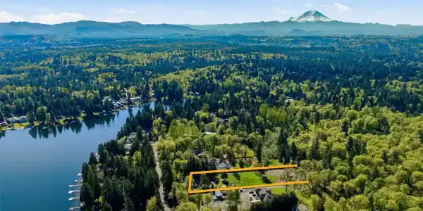 31061 Lake Morton SE