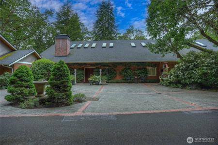 11417 Gravelly Lake SW