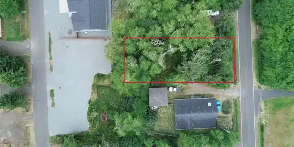 543 Duck Lake NE