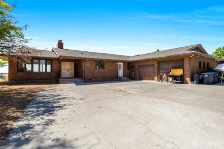 310 Crestview