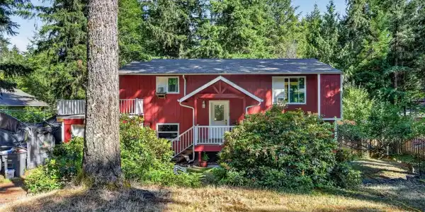 70 Balmoral