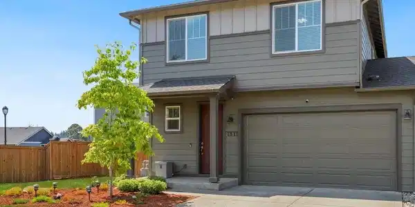 2131 Cantergrove SE