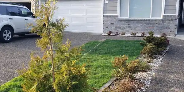 6928 15th SE