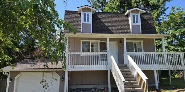 21932 Promontory