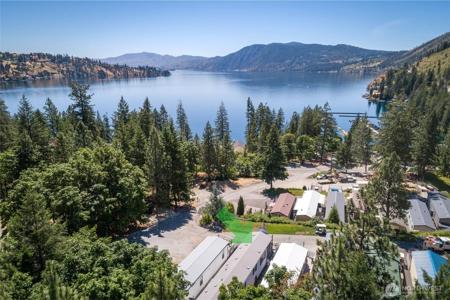 11155 Lakeshore