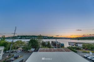 2364 Fairview E
