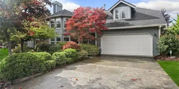 31423 8th SW
