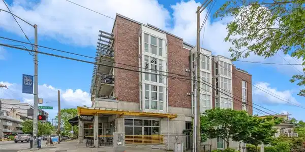 125 Lynn St