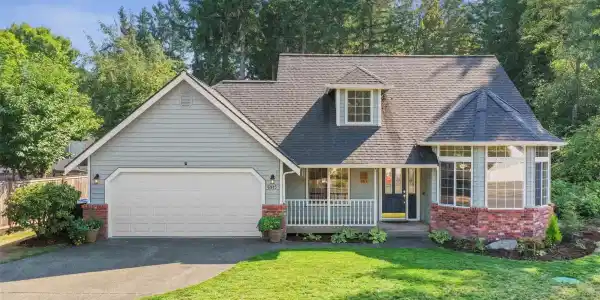 6915 15th SE