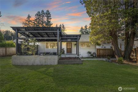6916 Beverly