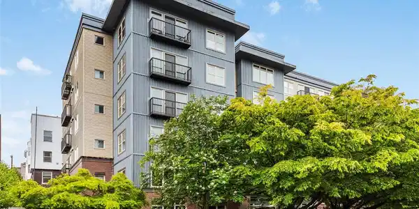 1620 Belmont