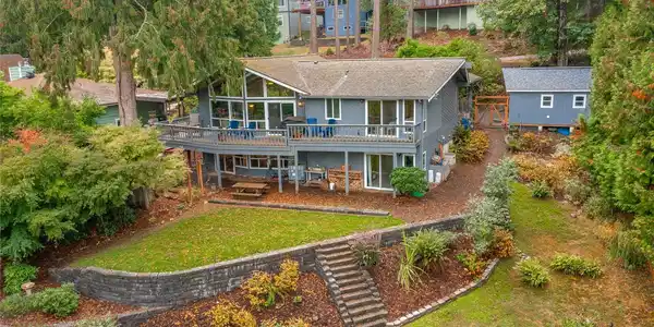 46 Windward