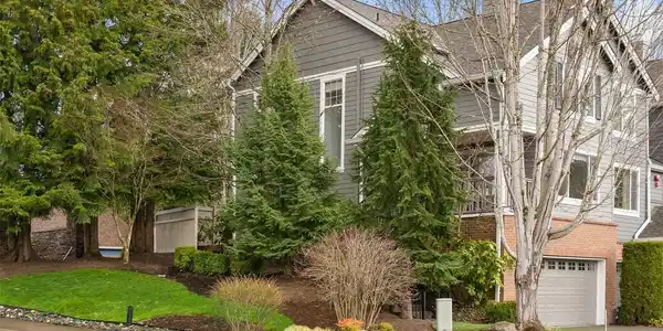 4199 248th SE