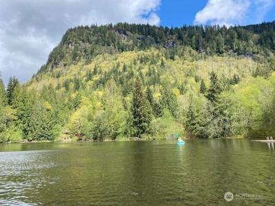 37632 Lake Walker SE
