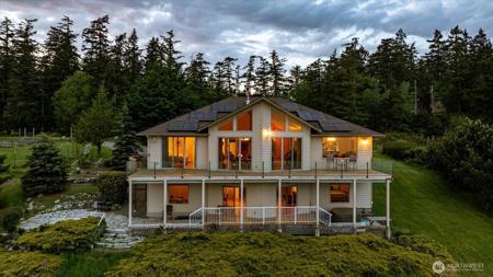 2364 Strawberry Point