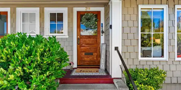 211 19th SW