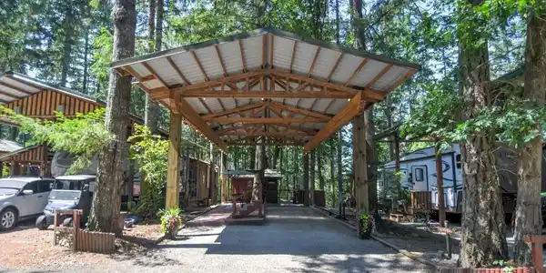 1546 Reservation SE