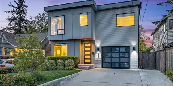 834 NE 90th Street