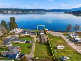 3450 Lake Sammamish SE