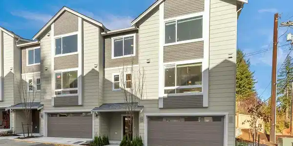 13628 Manor