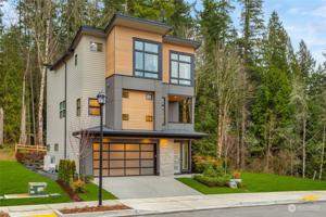 4275 216th SE