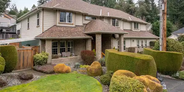 10630 91st SW