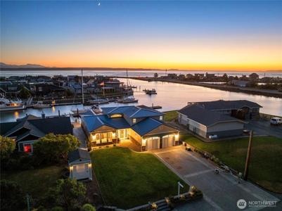 3640 Shorewood
