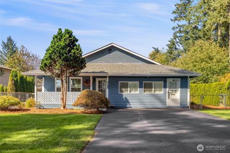 7123 Lakeside SW
