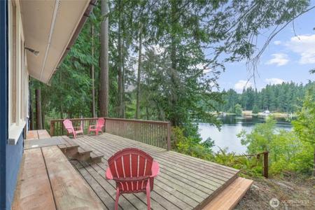 4945 Lakeside