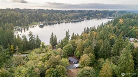 4819 Lake Bosworth