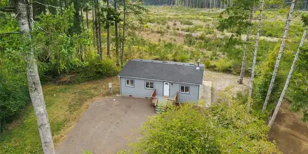 13510 145th NW