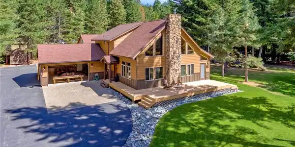 330 Beechwood Lane