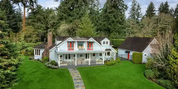 11615 Gravelly Lake SW